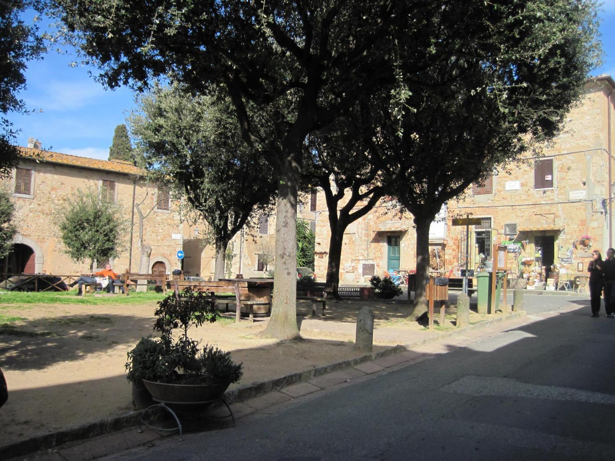 Hotel Il Ponte Cecina  Exterior photo